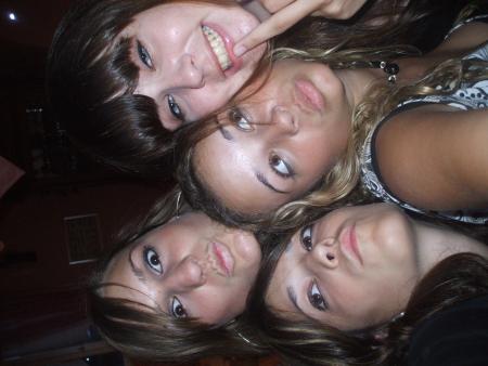 ELLES <3